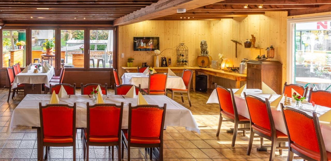 Hotel Pension Loewen In Sulz Sulz  Экстерьер фото