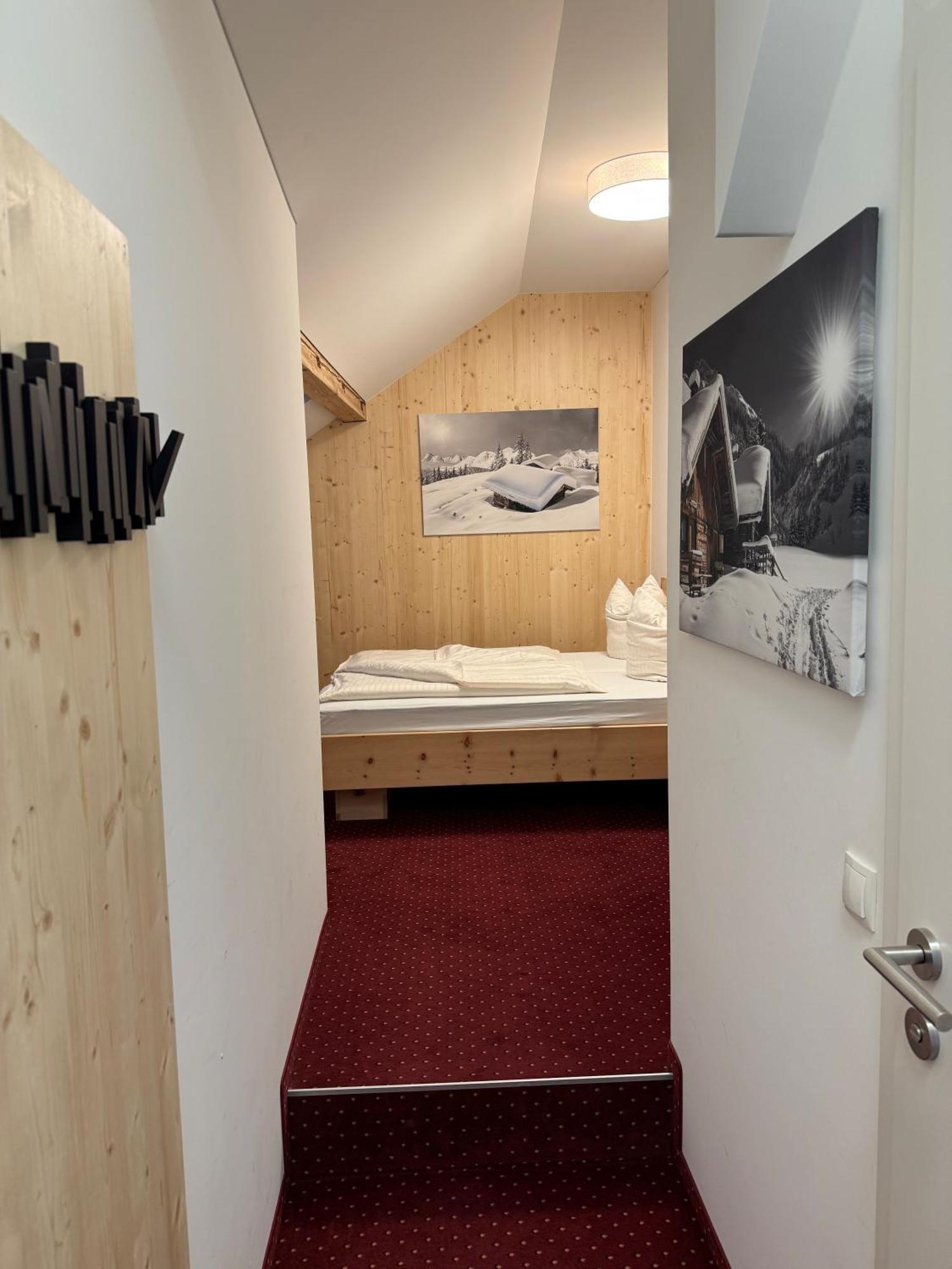 Hotel Pension Loewen In Sulz Sulz  Экстерьер фото